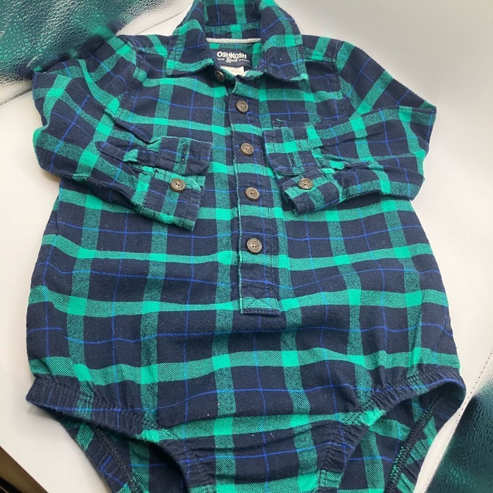 OshKosh Flannel Navy Blue and Green‎ Plaid one piece Size 12 months. Gently Used